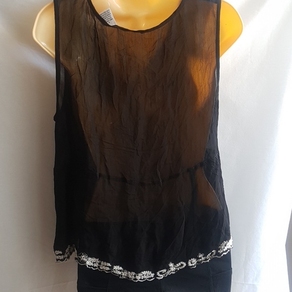 NWT Cabi Black& White embroidred blouse size M - Picture 5 of 7